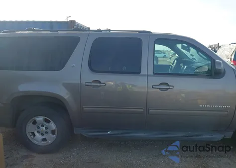 2013 Chevrolet Suburban 1500 Lt from USA, damaged, VIN 1GNSCJE03DR261002